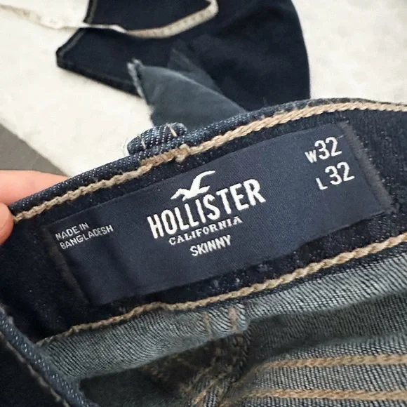 NWOT- HOLLISTER Men’s Distressed Dark Wash Skinny Jean - Picture 5 of 10